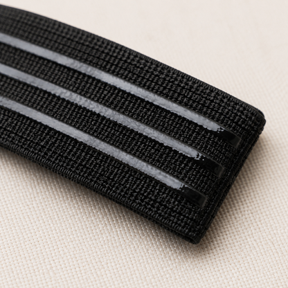 25mm black silicone elastic, macro view